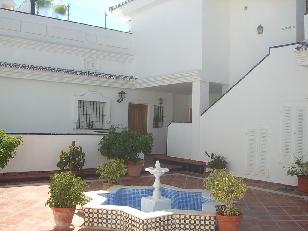 Apt Mijas Costa Arkadia Beach El Faro Marvellous Frontbeach With Stunning Seaviews And Historic Lighthouse 푸엔히롤라 외부 사진